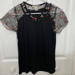 Belah & Codey | Black short sleeve top